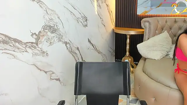 MIA RUSSELL  online show from 10-02-25, 07:32