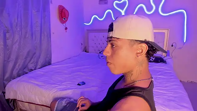 Glader31 online show from 10-14-25, 08:20