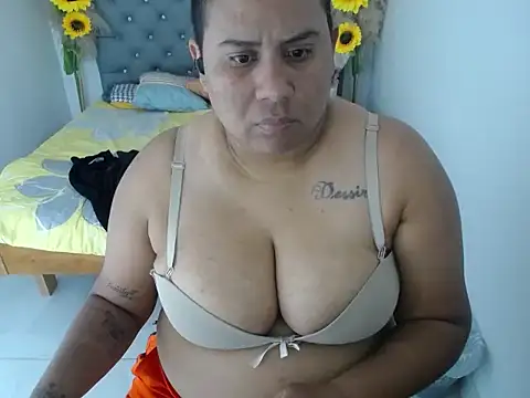 hotlesby valery online show from 02-20-26, 08:42