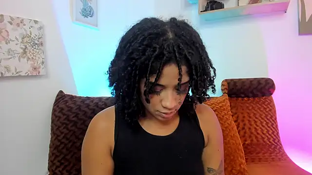 camilafoox7 online show from 12-04-25, 03:16