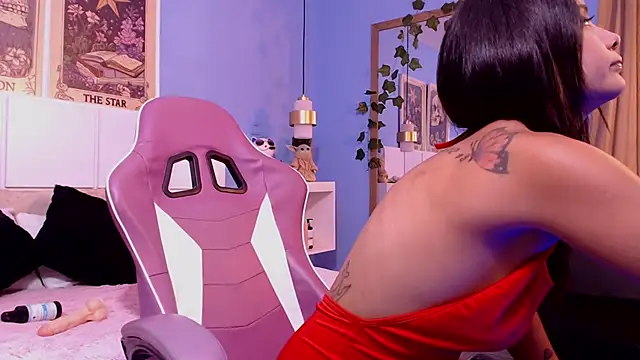 Snapshot of PenelopeBond chatting on 12-02-25, 09:36 PenelopeBond online show from 12-02-25, 09:36