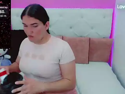 x daniiela x online show from 10-22-25, 07:35