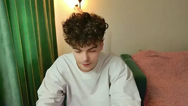 Snapshot of dreamgonetan chatting on 11-08-25, 10:59 dreamgonetan online show from 11-08-25, 10:59