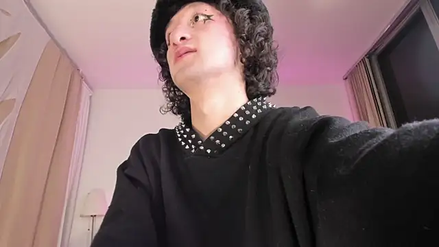 Haru bloom online show from 10-17-25, 03:10