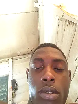 HugeByte15 online show from 10-28-25, 07:16