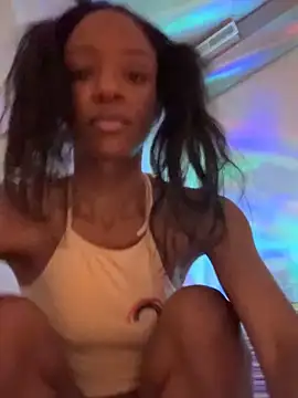 LoveDreaux online show from 02-11-26, 01:43