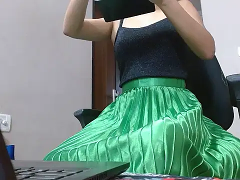 Snapshot of muskaan8400 chatting on 10-23-25, 08:57 muskaan8400 online show from 10-23-25, 08:57