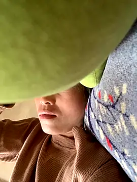 Halyy xx online show from 10-28-25, 05:22