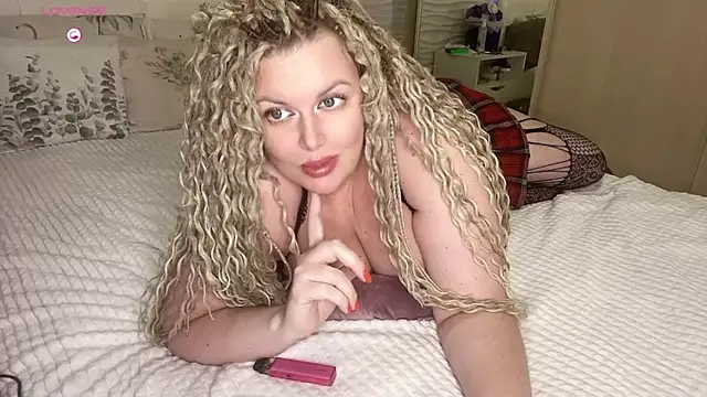 Nivika online show from 11-04-25, 10:09