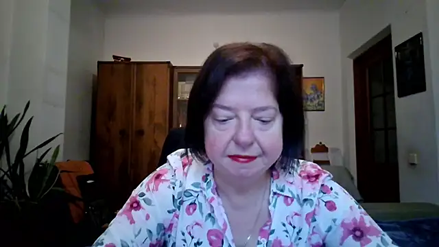 Snapshot of Violet_Pulse chatting on 11-24-25, 09:09 Violet Pulse online show from 11-24-25, 09:09