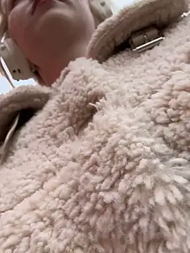 Snapshot of RonnieKiss chatting on 10-27-25, 05:22 RonnieKiss online show from 10-27-25, 05:22