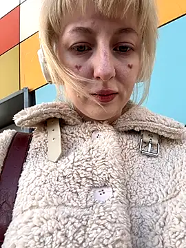 Snapshot of RonnieKiss chatting on 11-01-25, 05:31 RonnieKiss online show from 11-01-25, 05:31