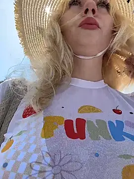 RonnieKiss online show from 02-07-26, 05:55