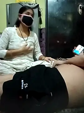 Snapshot of Cute-Charvii chatting on 11-03-25, 06:25 Cute-Charvii online show from 11-03-25, 06:25