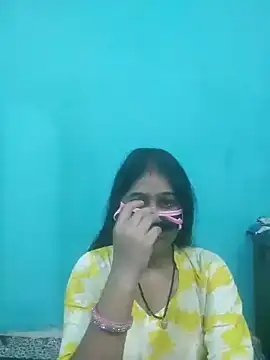 Snapshot of Cute-Charvii chatting on 12-03-25, 05:37 Cute-Charvii online show from 12-03-25, 05:37