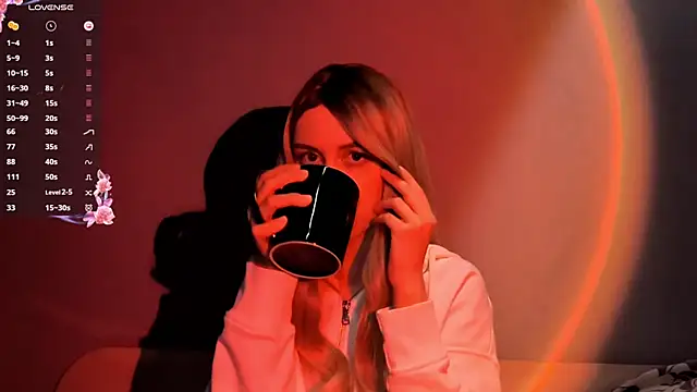 Snapshot of LesterHasting chatting on 09-24-25, 06:22 LesterHasting online show from 09-24-25, 06:22