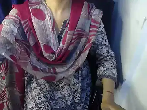 priya gupta7 online show from 10-19-25, 01:45