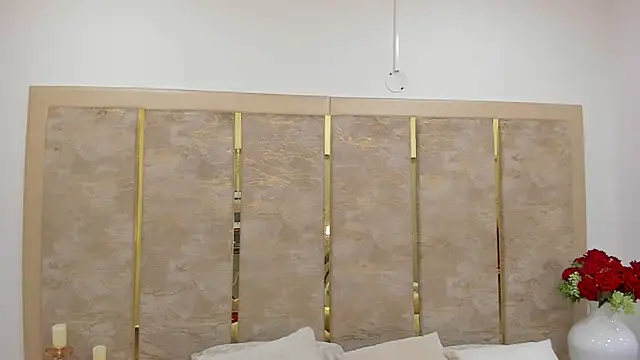 AnyaSosa  online show from 09-23-25, 12:19