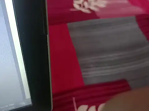 Snapshot of justin_new3 chatting on 03-07-26, 07:05 justin new3 online show from 03-07-26, 07:05