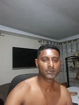 Snapshot of kingVibeX chatting on 10-11-25, 08:07 kingVibeX online show from 10-11-25, 08:07