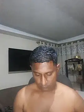 Snapshot of kingVibeX chatting on 10-14-25, 07:36 kingVibeX online show from 10-14-25, 07:36