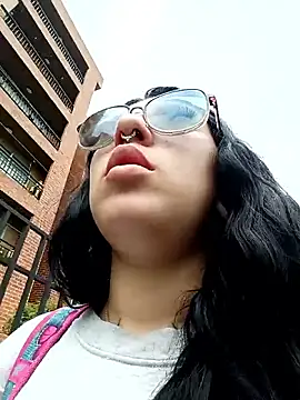 CAROLINA 17- online show from 10-14-25, 01:45