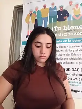 ANDREA-10  online show from 05-19-26, 02:56
