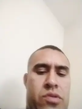 Snapshot of ibaguez chatting on 09-20-25, 04:08 ibaguez online show from 09-20-25, 04:08