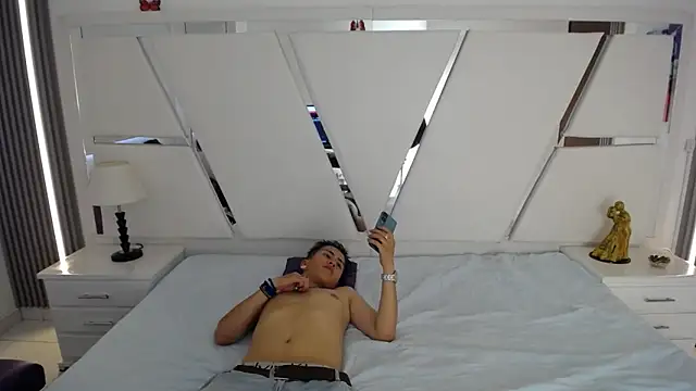 oblivionlove online show from 04-27-26, 08:51