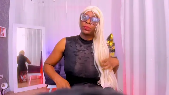 LolaJenkinss online show from 12-19-25, 12:56