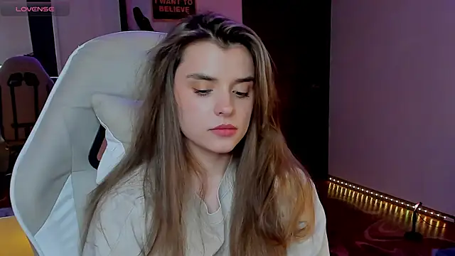 CharmingVixen online show from 10-09-25, 07:23