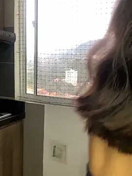 Snapshot of sweet-abbie chatting on 11-23-25, 09:36 sweet-abbie online show from 11-23-25, 09:36