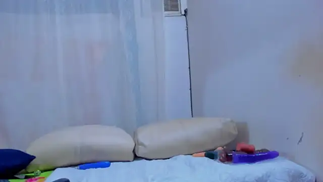 Maturealiciaray online show from 11-18-25, 04:50