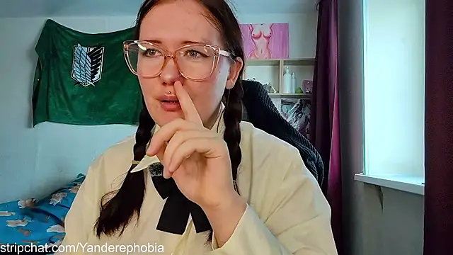 Snapshot of yanderephobia chatting on 11-27-25, 11:40 yanderephobia online show from 11-27-25, 11:40