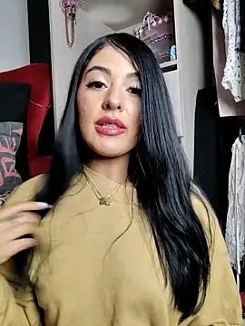 ValeNiitaLuv online show from 03-11-26, 06:08