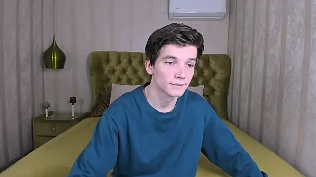 alfred joness online show from 09-23-25, 07:33