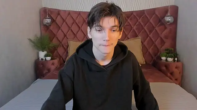 alfred joness online show from 10-28-25, 06:50