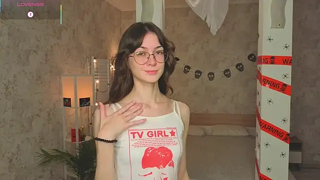 Snapshot of ReneeLippeatt chatting on 10-29-25, 07:26 ReneeLippeatt online show from 10-29-25, 07:26