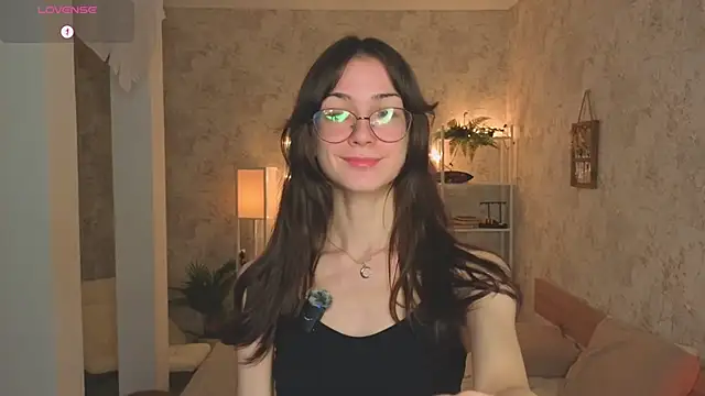 Snapshot of ReneeLippeatt chatting on 11-05-25, 07:25 ReneeLippeatt online show from 11-05-25, 07:25