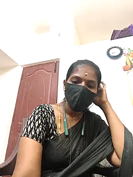 Tamil Yalini12 online show from 04-30-26, 03:07