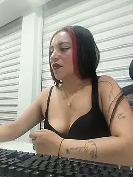 Alisson Stonee online show from 05-17-26, 07:54