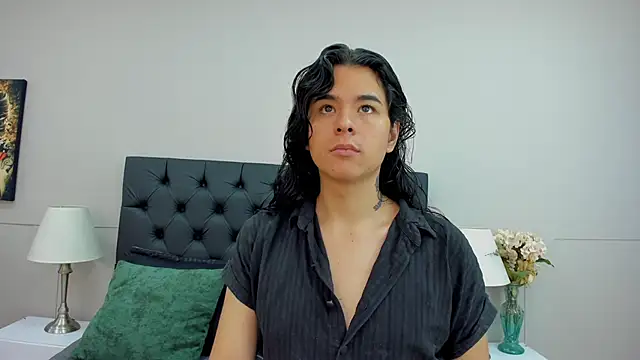 Angel Dustts online show from 10-12-25, 07:35