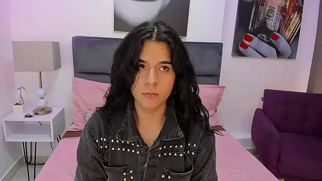 Angel Dustts online show from 11-08-25, 07:12