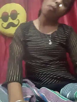 Snapshot of Mansi01 chatting on 10-09-25, 11:08 Mansi01 online show from 10-09-25, 11:08