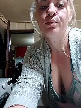 Mommygetnaughty online show from 10-25-25, 01:29