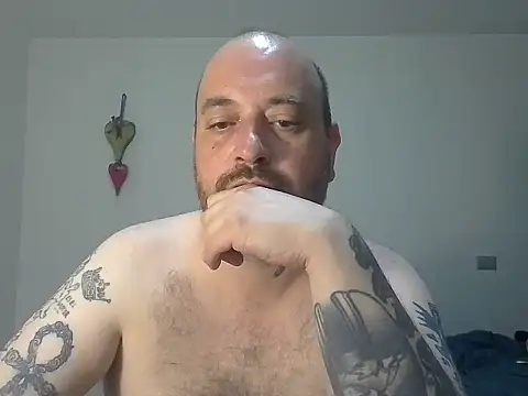 Snapshot of hhhxxx1177 chatting on 10-28-25, 05:11 hhhxxx1177 online show from 10-28-25, 05:11