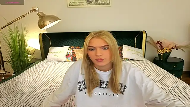 AlinaLiii online show from 04-30-26, 06:58