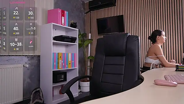 Snapshot of OfficeGirls chatting on 11-11-25, 07:58 OfficeGirls online show from 11-11-25, 07:58