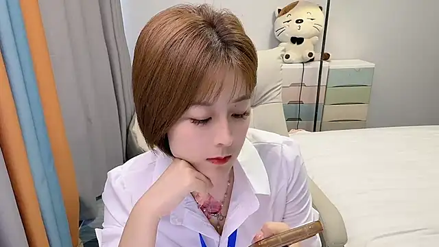 Snapshot of Mi_sooli chatting on 10-09-25, 06:11 Mi sooli online show from 10-09-25, 06:11