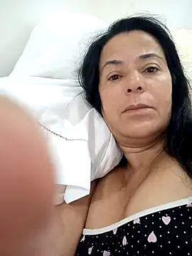 lucineia7 online show from 04-24-26, 06:16